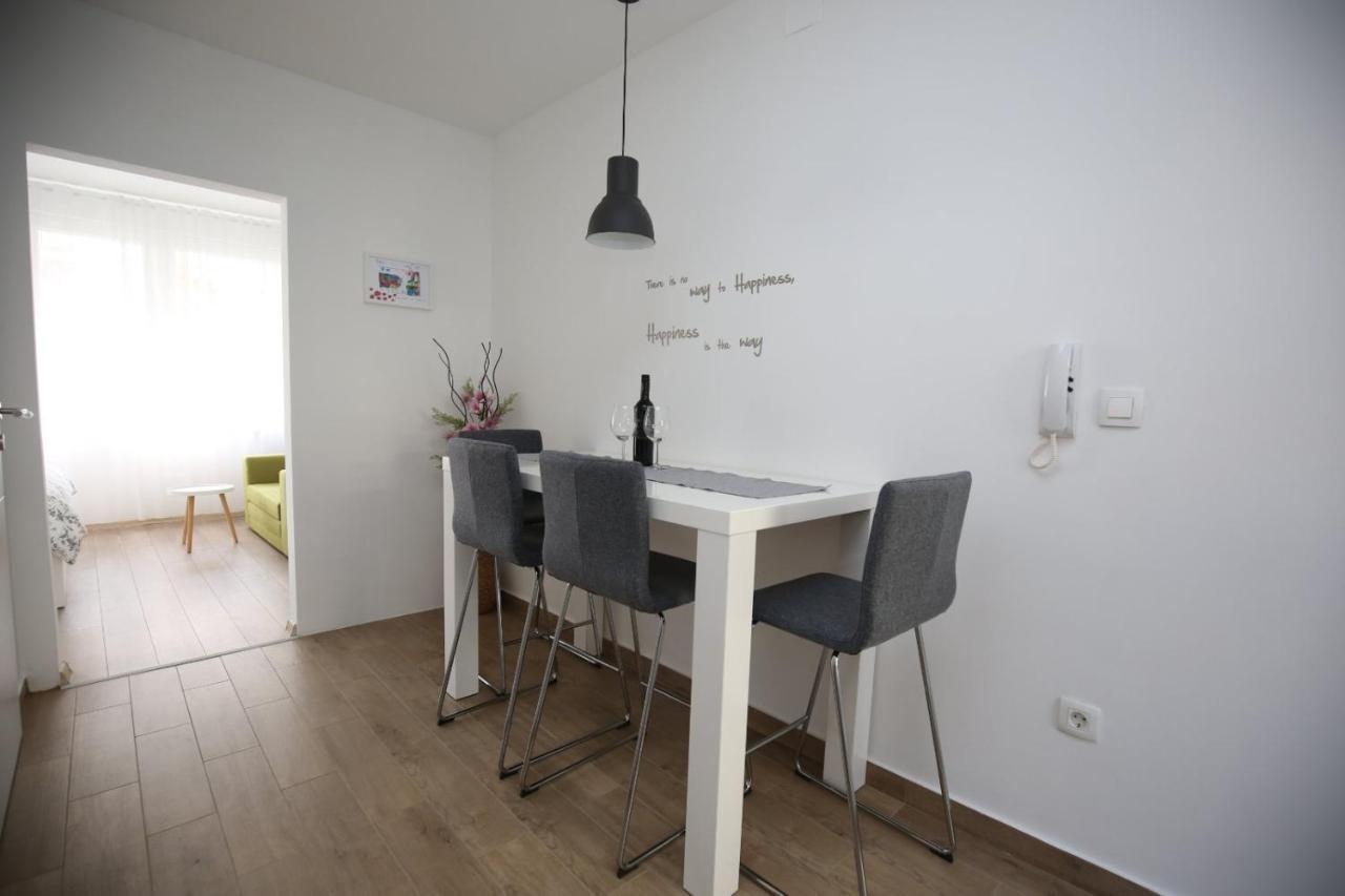 Studio Apartment Koko 里耶卡 外观 照片