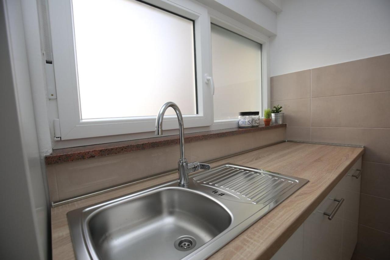 Studio Apartment Koko 里耶卡 外观 照片